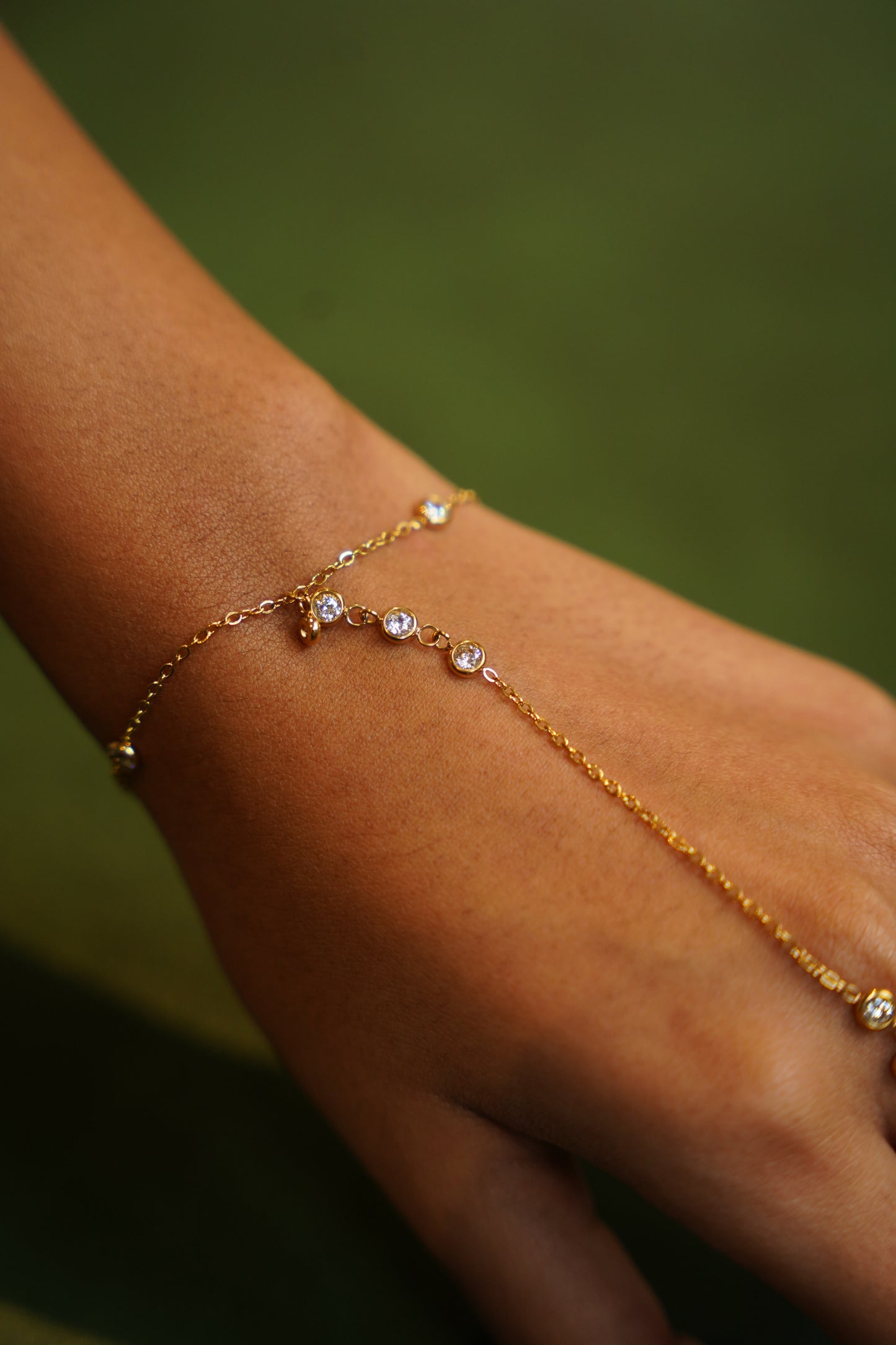 Elina Hand Chain