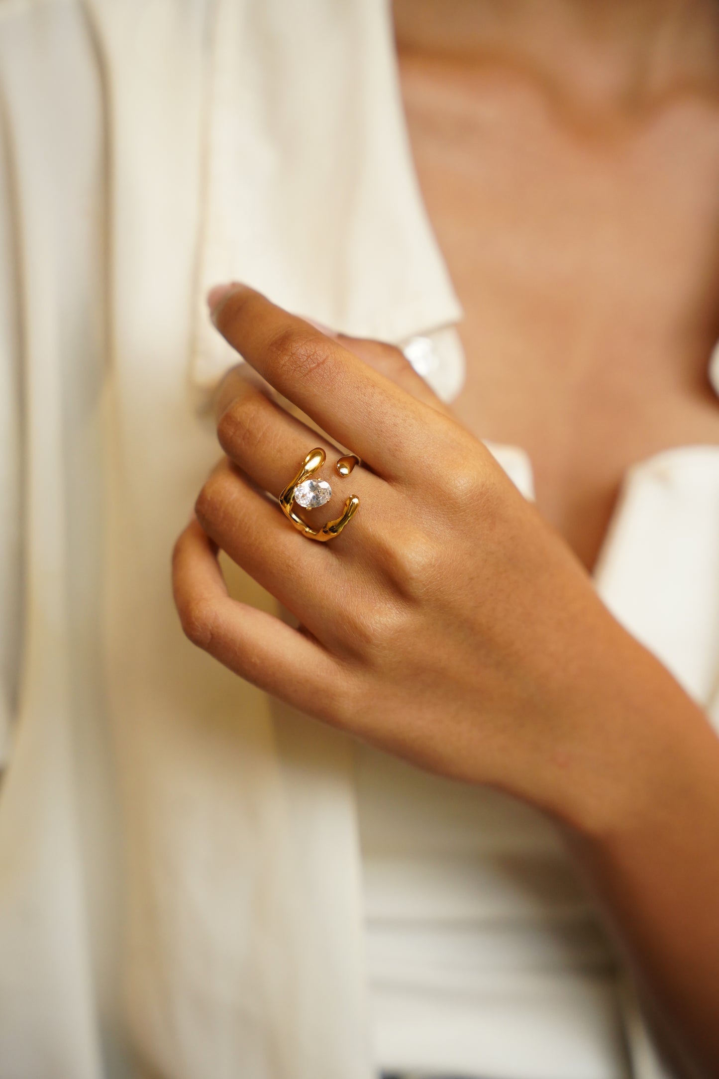 Etheral Drop Ring