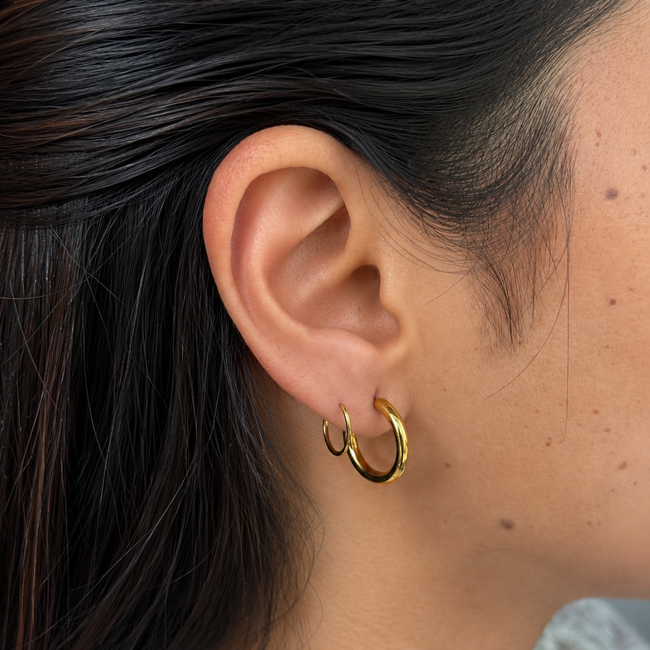 Bella Twist Hoops