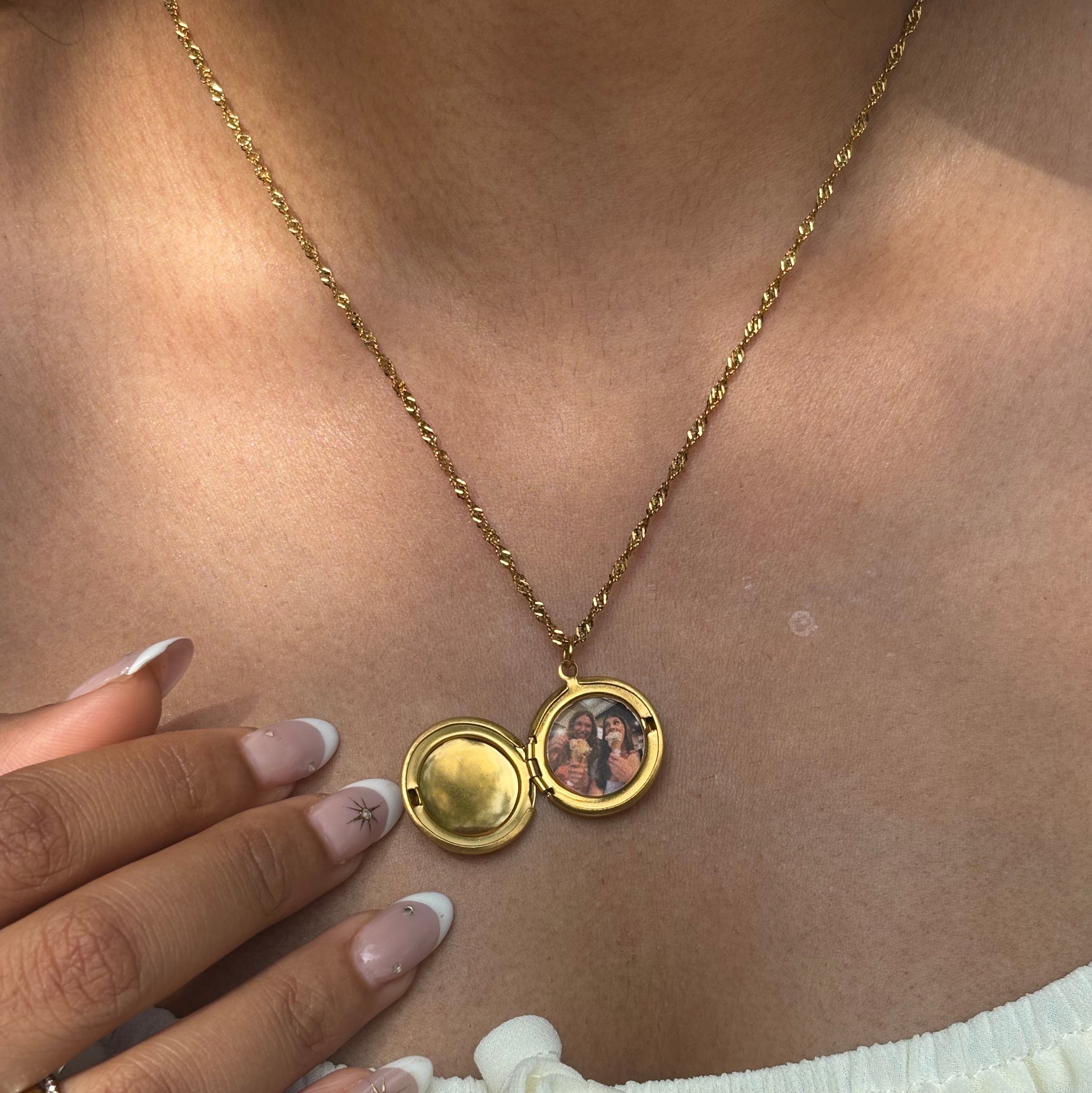 Timeless Memories Necklace