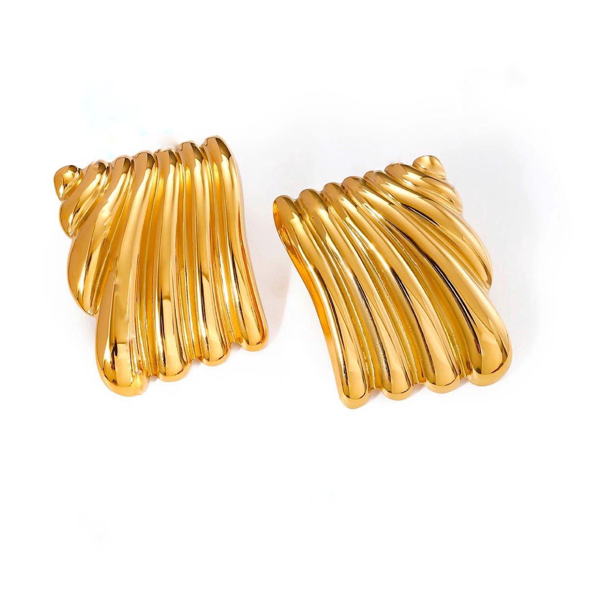 Oliva crest earrings