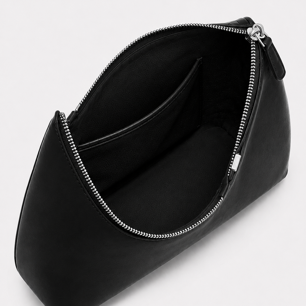 Caviar Shoulder Bag