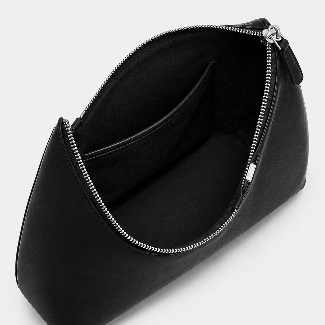 Caviar Shoulder Bag