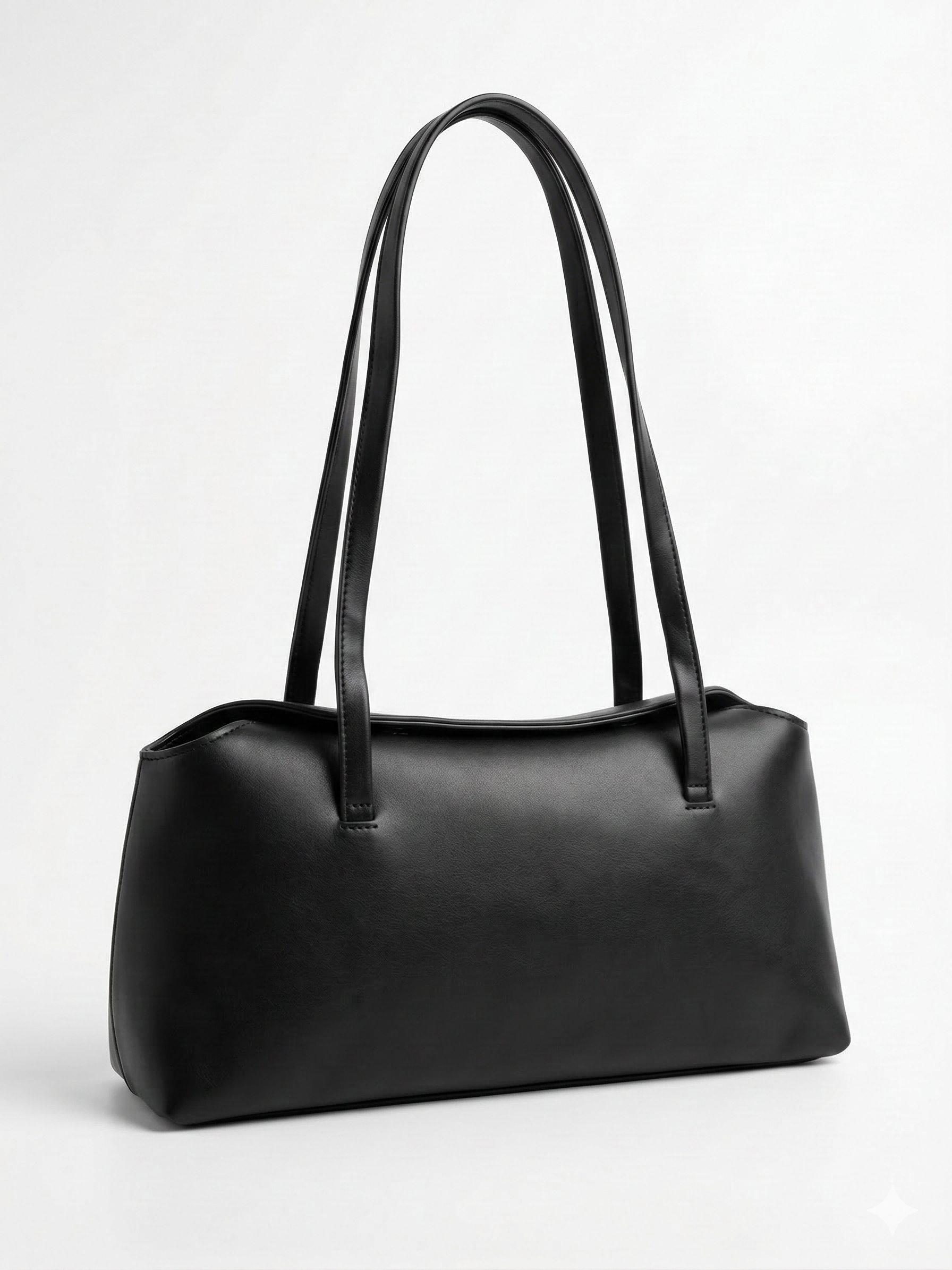 Noir Reserve Shoulder Bag