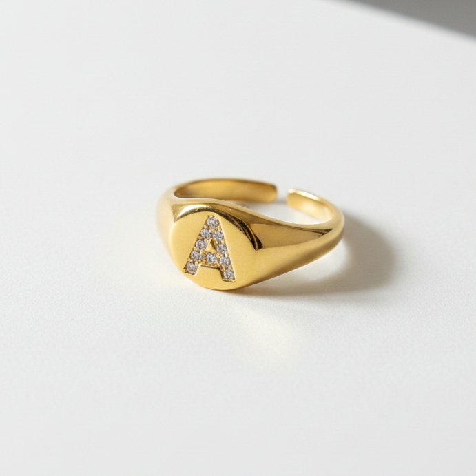 Chérie Initial Ring