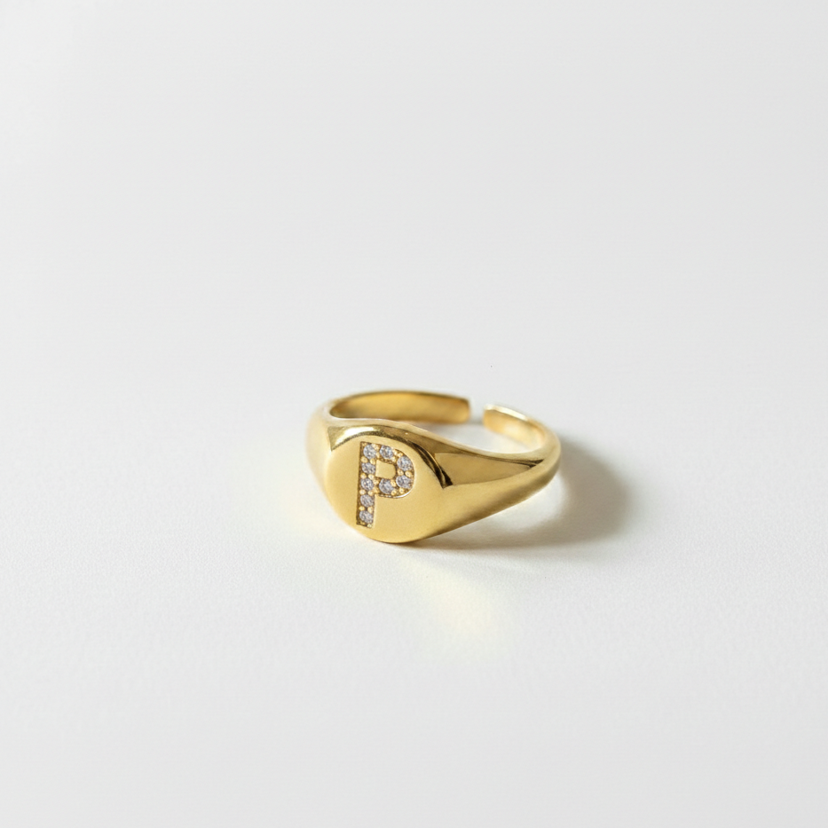 Chérie Initial Ring