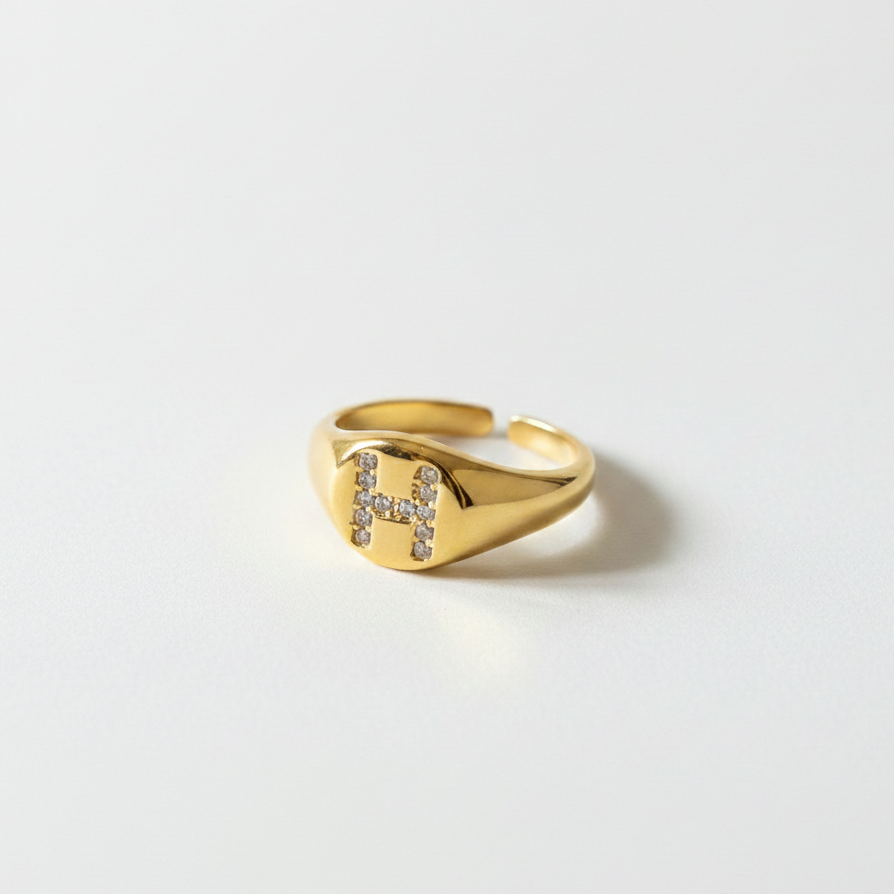 Chérie Initial Ring