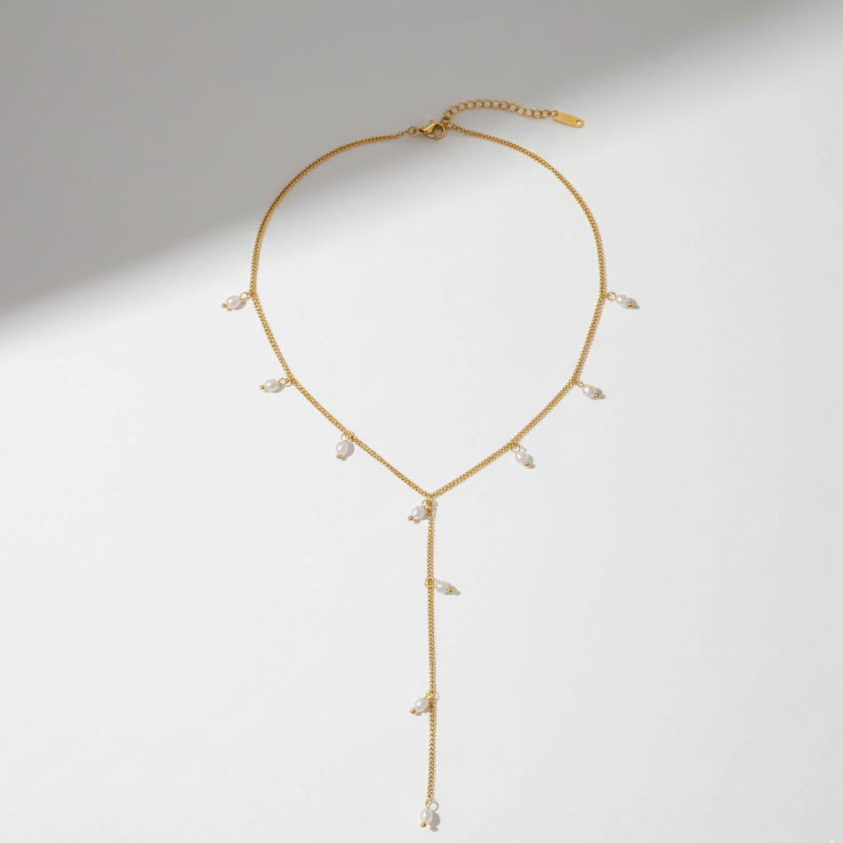 Pearl horizon necklace