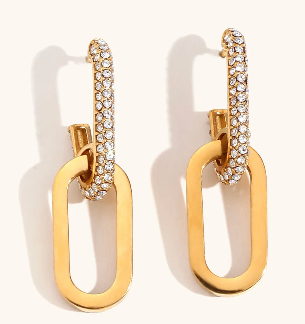 Glam Link Earrings (White)