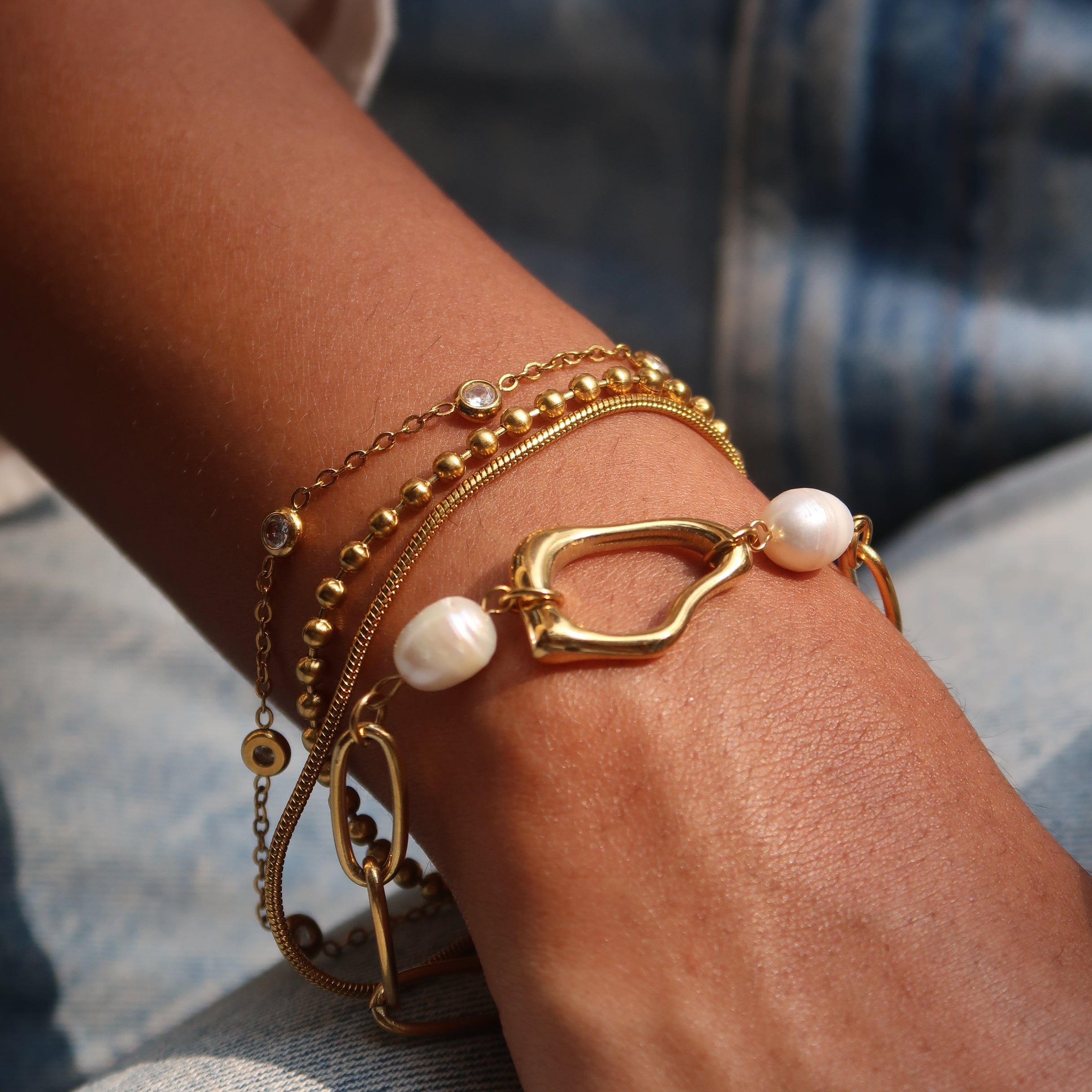 Iris Pearl Bracelet