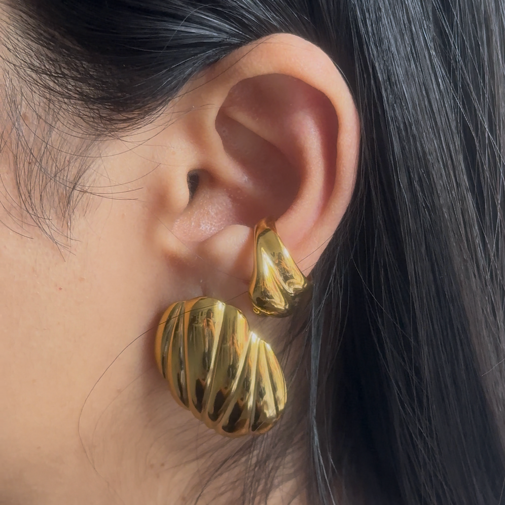 Ripple Ear Cuff