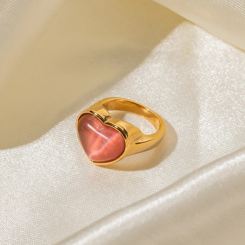 Quinn Heart Ring