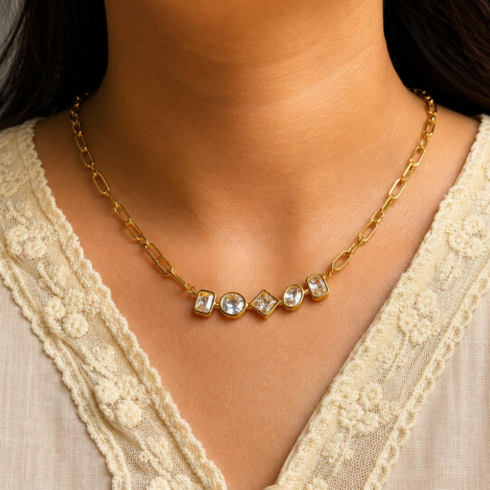 Viana Crystal Necklace