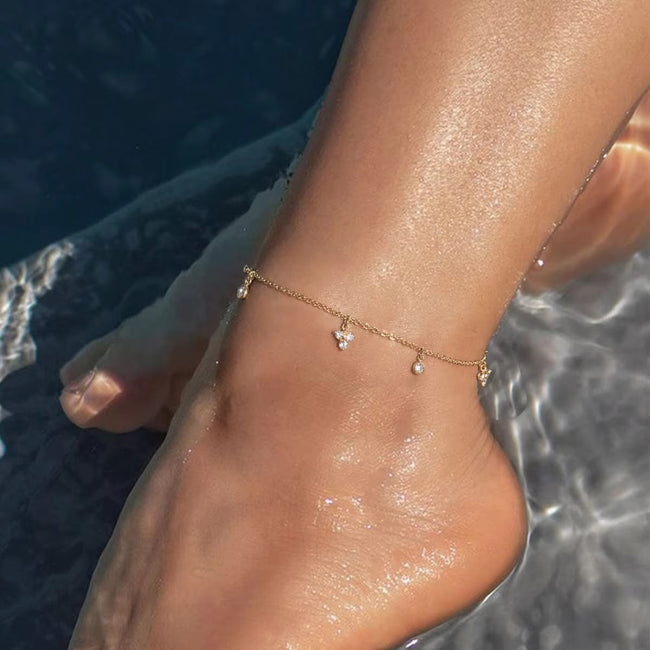 Clover Studded Anklet