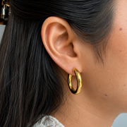 Minimal Gold Hoops (Large)