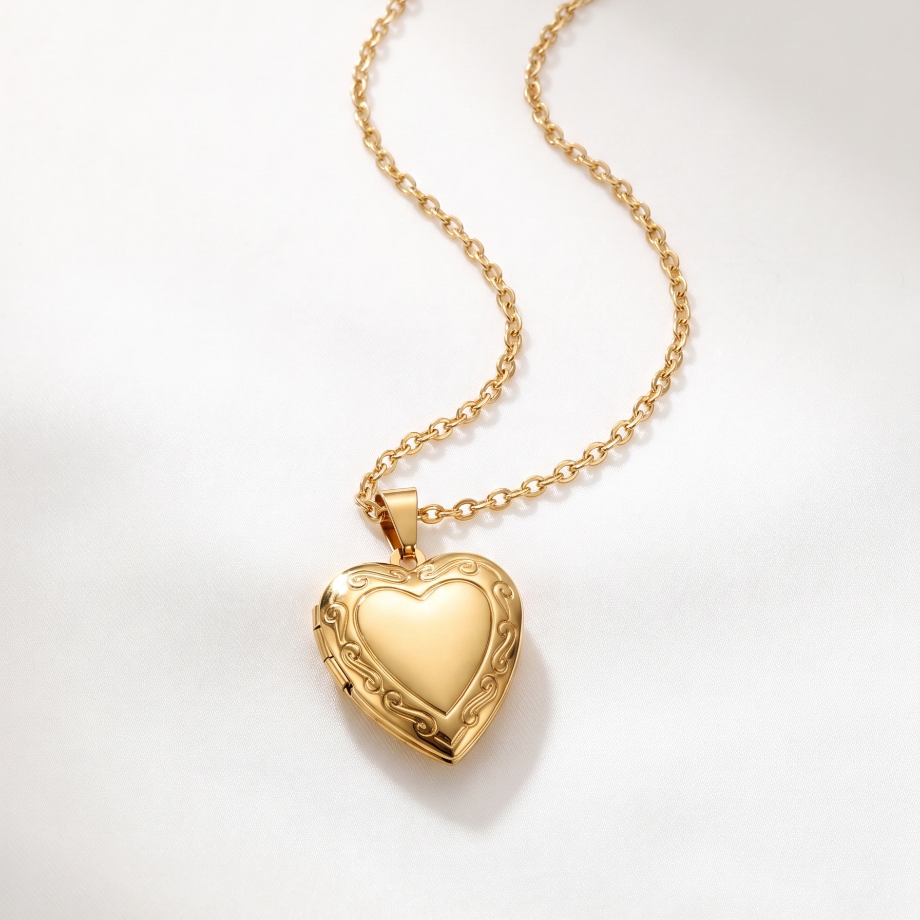 Forever Love custom photo heart gold pendant – bestseller personalised engraved necklace India
