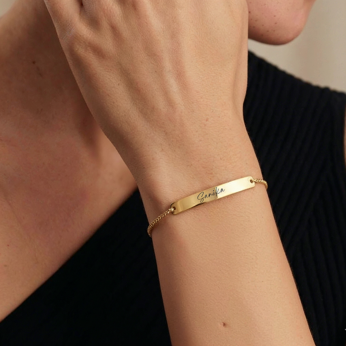 Personalised engraved heart gold bracelet for women – Heartsong custom anti-tarnish bracelet India
