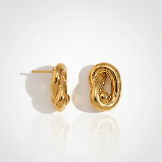 Knot Of love Studs