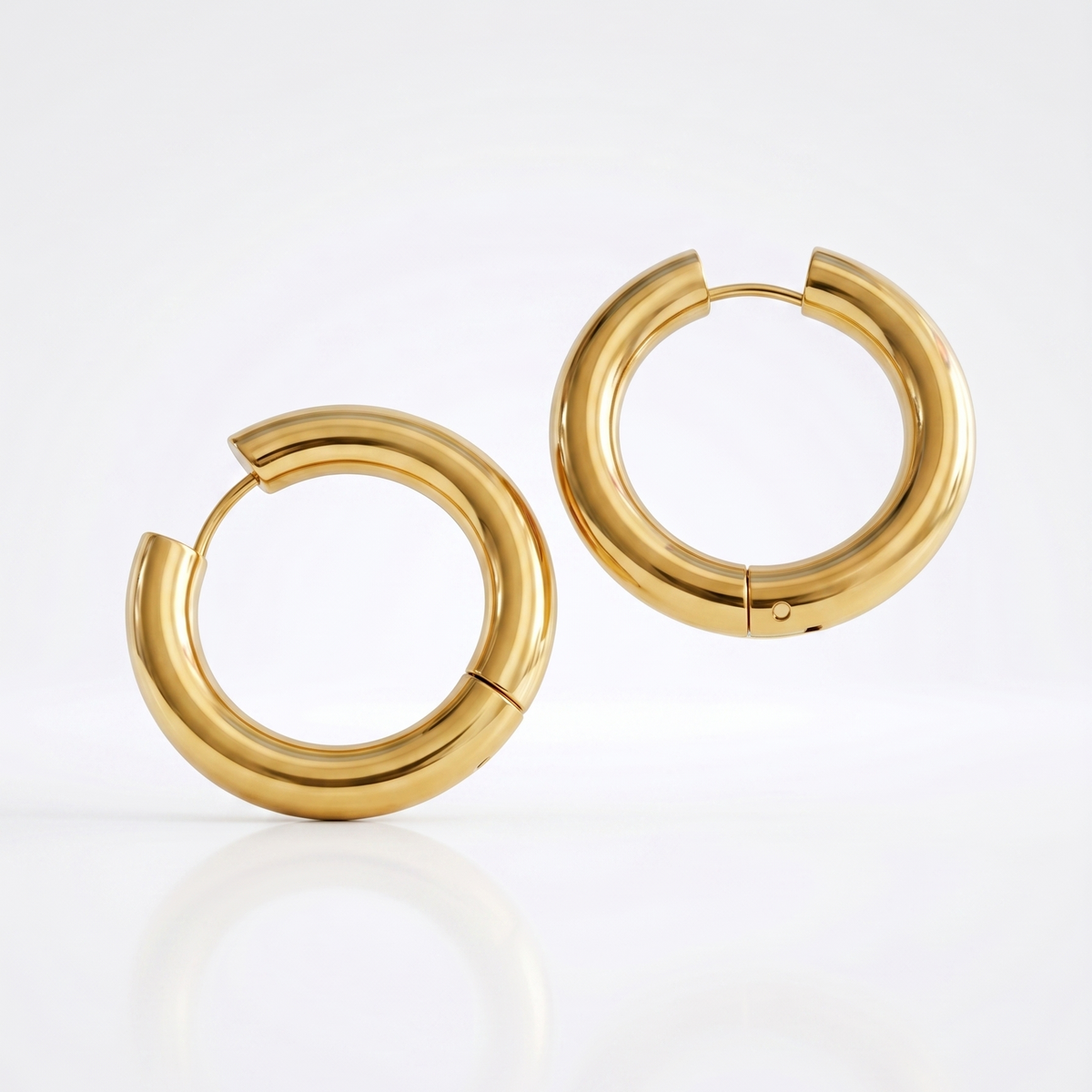 Minimal Gold Hoops (Large)