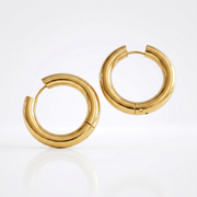 Minimal Gold Hoops (Large)